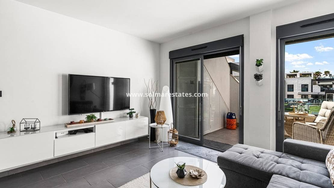 2 chambre Appartement à vendre à La Zenia avec piscine - 319 000 € (Ref: 9211544)