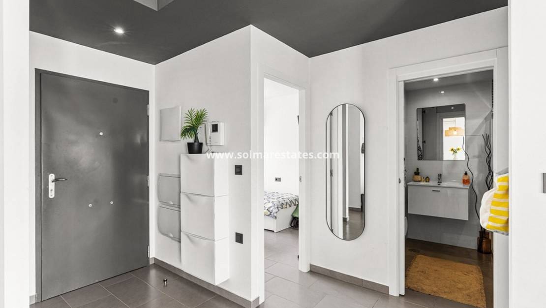 2 chambre Appartement à vendre à La Zenia avec piscine - 319 000 € (Ref: 9211544)