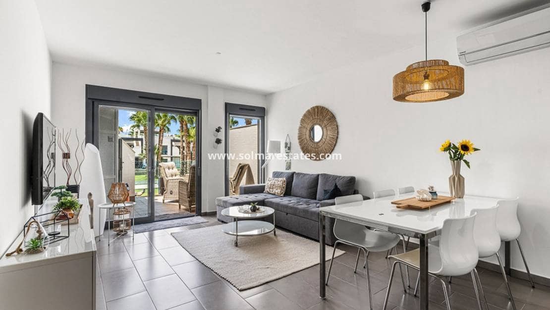 2 chambre Appartement à vendre à La Zenia avec piscine - 319 000 € (Ref: 9211544)