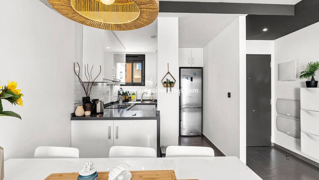 2 chambre Appartement à vendre à La Zenia avec piscine - 319 000 € (Ref: 9211544)