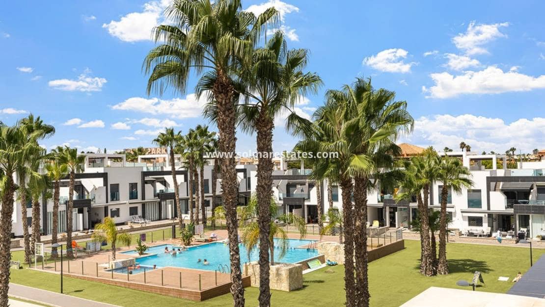 2 chambre Appartement à vendre à La Zenia avec piscine - 319 000 € (Ref: 9211544)