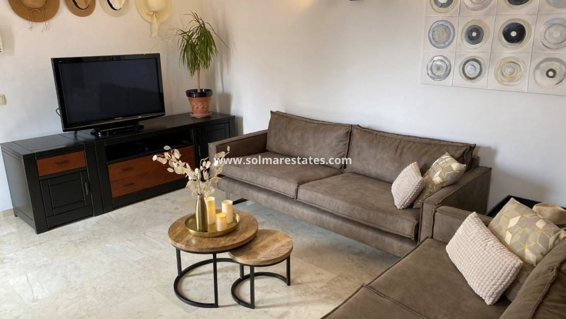 2 bedroom Apartment for sale in Punta Prima with pool - € 330,000 (Ref: 9215805)