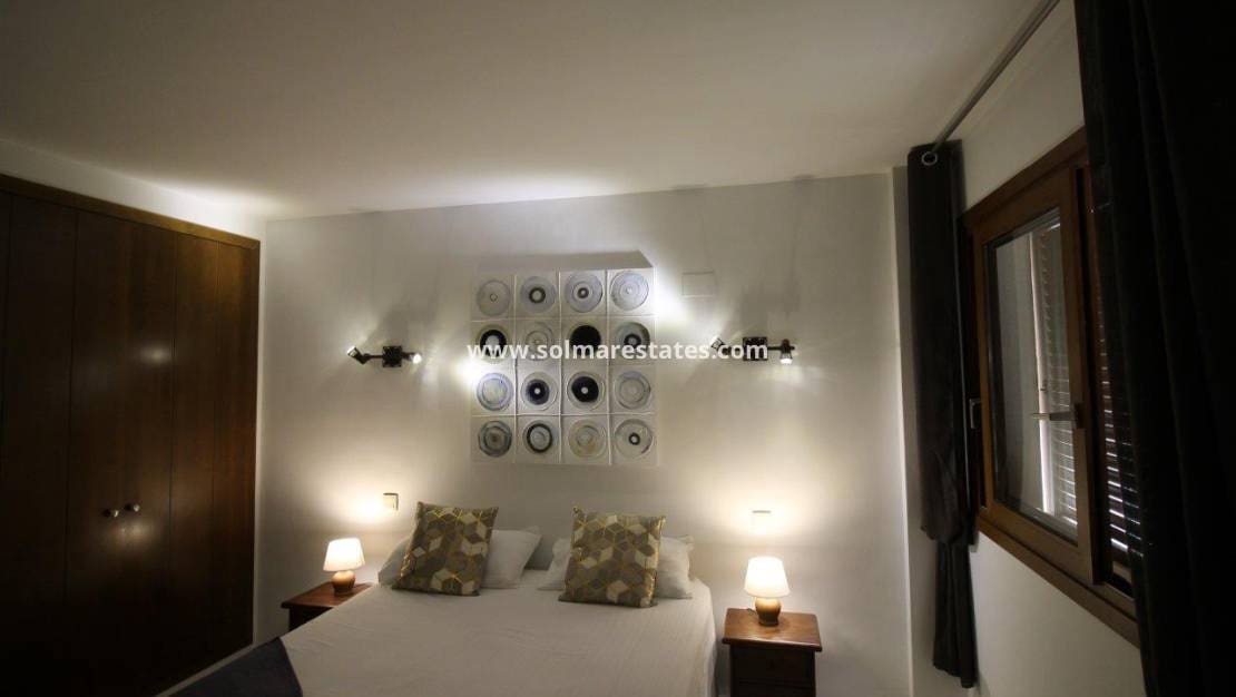 2 bedroom Apartment for sale in Punta Prima with pool - € 330,000 (Ref: 9215805)