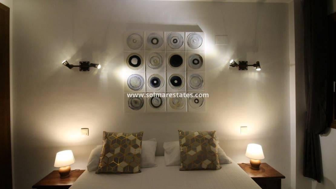 2 bedroom Apartment for sale in Punta Prima with pool - € 330,000 (Ref: 9215805)