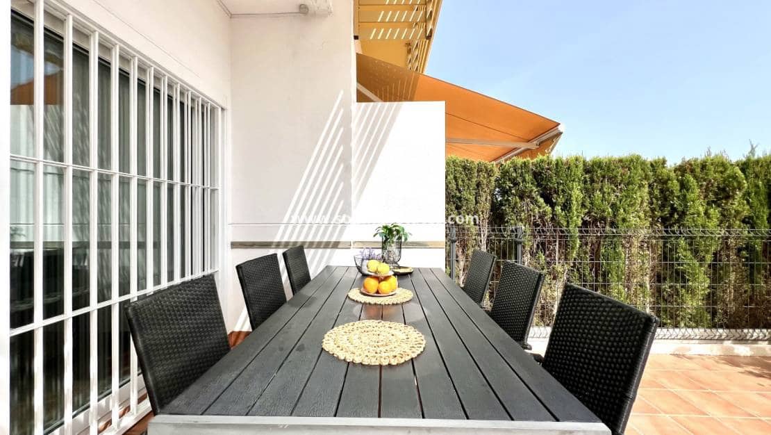 2 quarto Apartamento para venda em Villamartin com piscina - 215 000 € (Ref: 9216849)