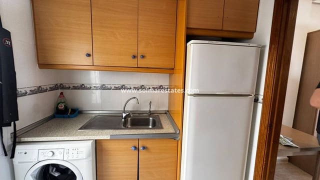 2 soveværelse Lejlighed til salg i Los Altos med swimmingpool - € 139.000 (Ref: 9219159)