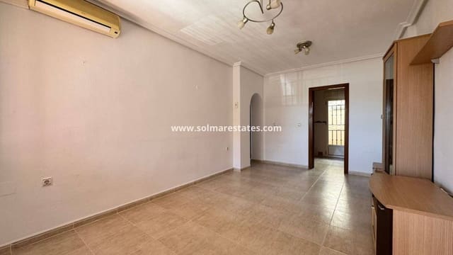 2 soveværelse Lejlighed til salg i Los Altos med swimmingpool - € 139.000 (Ref: 9219159)