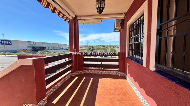 2 soveværelse Lejlighed til salg i Los Altos med swimmingpool - € 139.000 (Ref: 9219159)