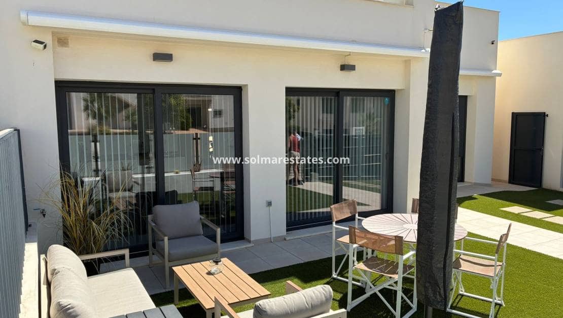 3 chambre Villa/Maison à vendre à Pilar de la Horadada avec piscine - 319 900 € (Ref: 9221376)