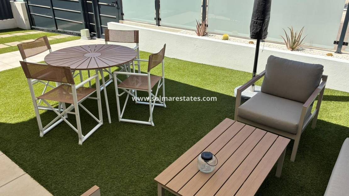 3 chambre Villa/Maison à vendre à Pilar de la Horadada avec piscine - 319 900 € (Ref: 9221376)