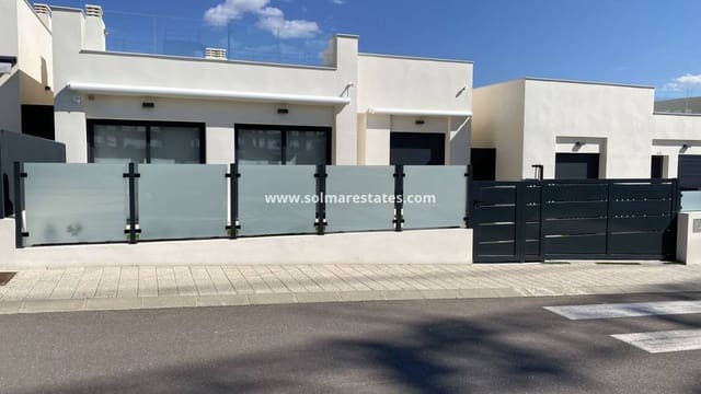 3 Zimmer Villa zu verkaufen in Pinar de Campoverde, Pilar de la Horadada mit Pool - 319.900 € (Ref: 9221376)