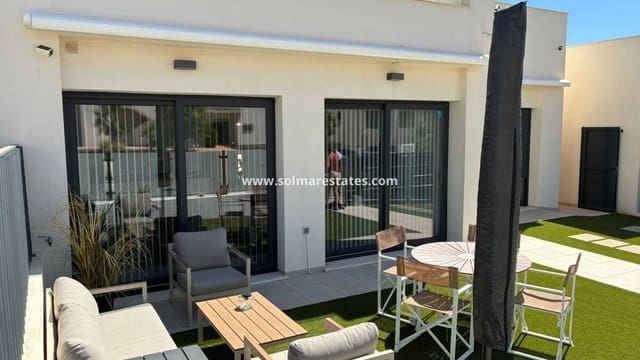 3 Zimmer Villa zu verkaufen in Pinar de Campoverde, Pilar de la Horadada mit Pool - 319.900 € (Ref: 9221376)