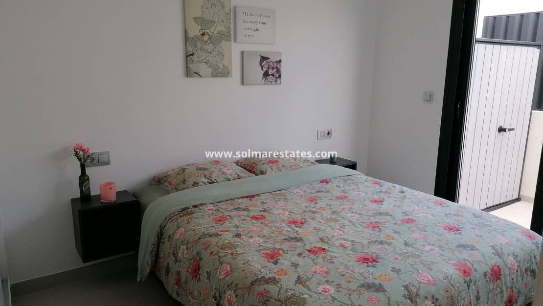 3 chambre Villa/Maison à vendre à Pilar de la Horadada avec piscine - 319 900 € (Ref: 9221376)