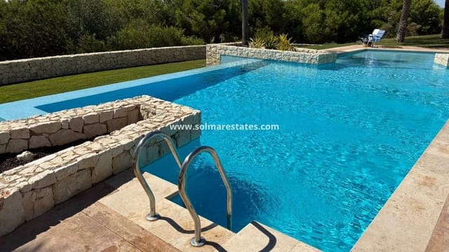 3 Zimmer Villa zu verkaufen in Pinar de Campoverde, Pilar de la Horadada mit Pool - 319.900 € (Ref: 9221376)