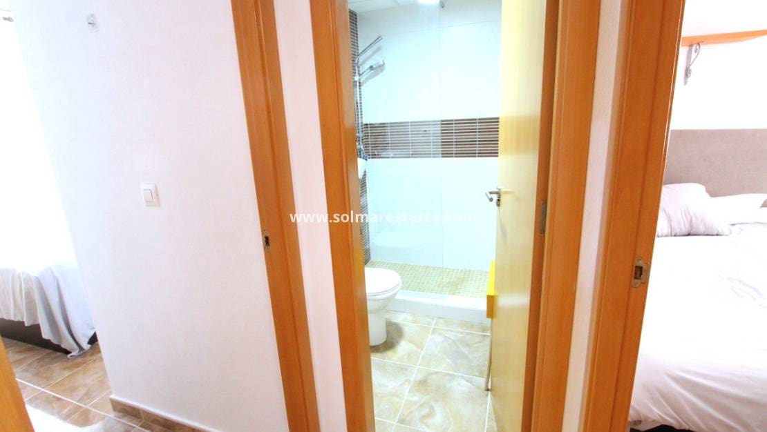 2 bedroom Apartment for sale in Benijofar - € 125,000 (Ref: 9221377)