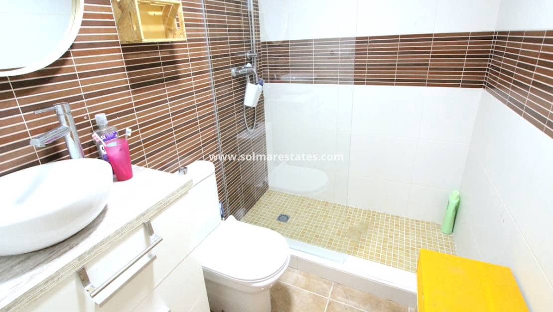 2 bedroom Apartment for sale in Benijofar - € 125,000 (Ref: 9221377)