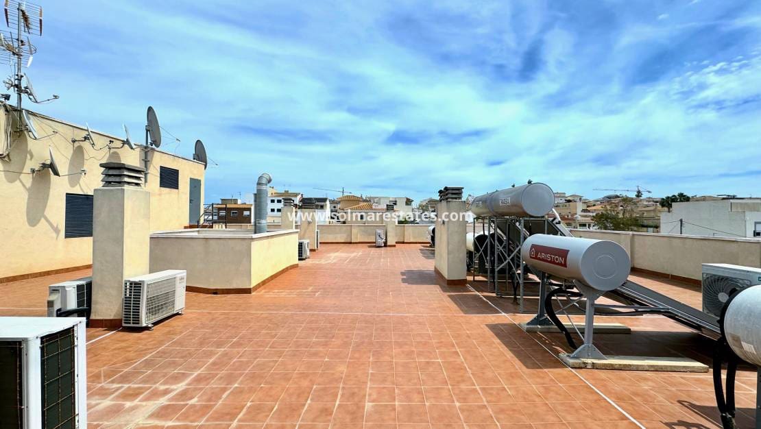 2 bedroom Apartment for sale in Benijofar - € 125,000 (Ref: 9221377)