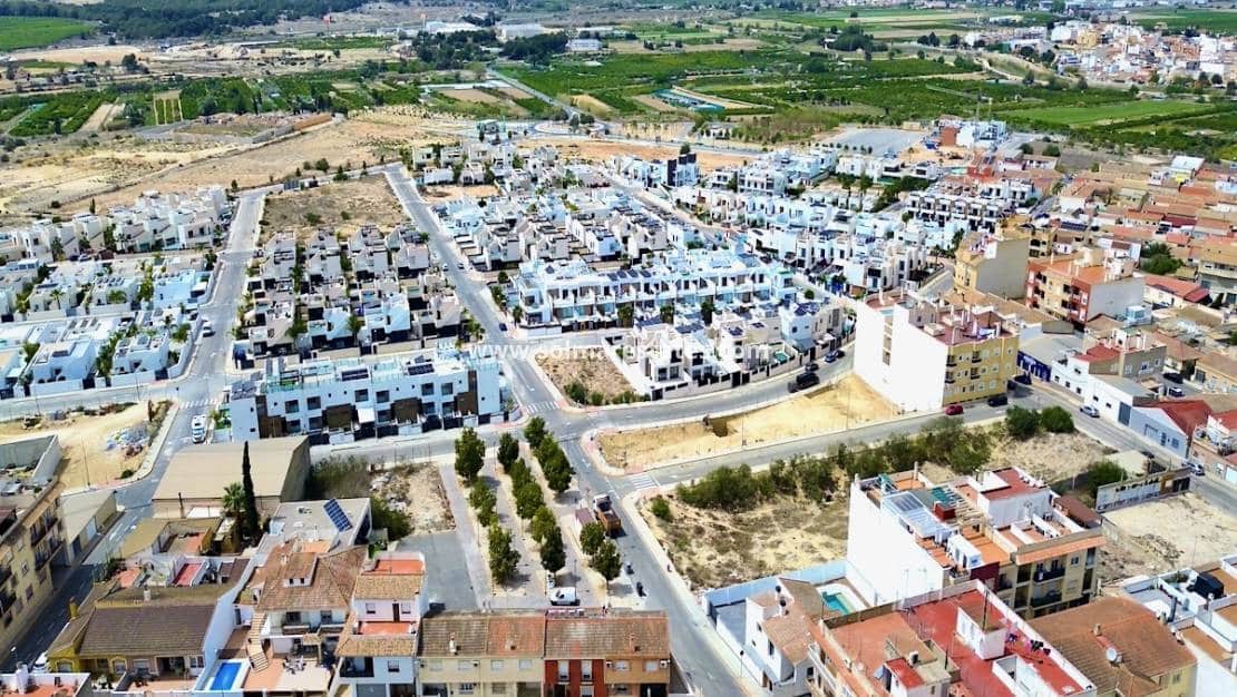 2 bedroom Apartment for sale in Benijofar - € 125,000 (Ref: 9221377)