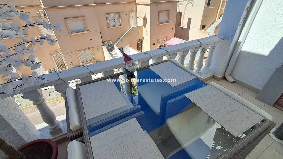 1 Zimmer Apartment zu verkaufen in Villamartin - 119.900 € (Ref: 9237742)
