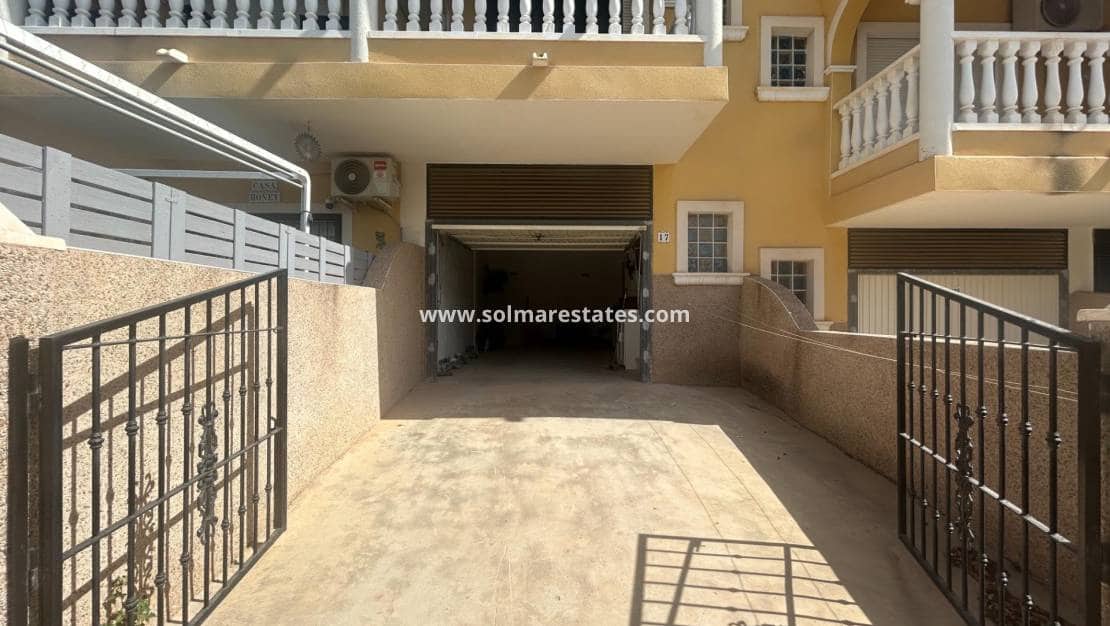 Casa de 2 habitaciones en Algorfa en venta con piscina - 155.000 € (Ref: 9241166)