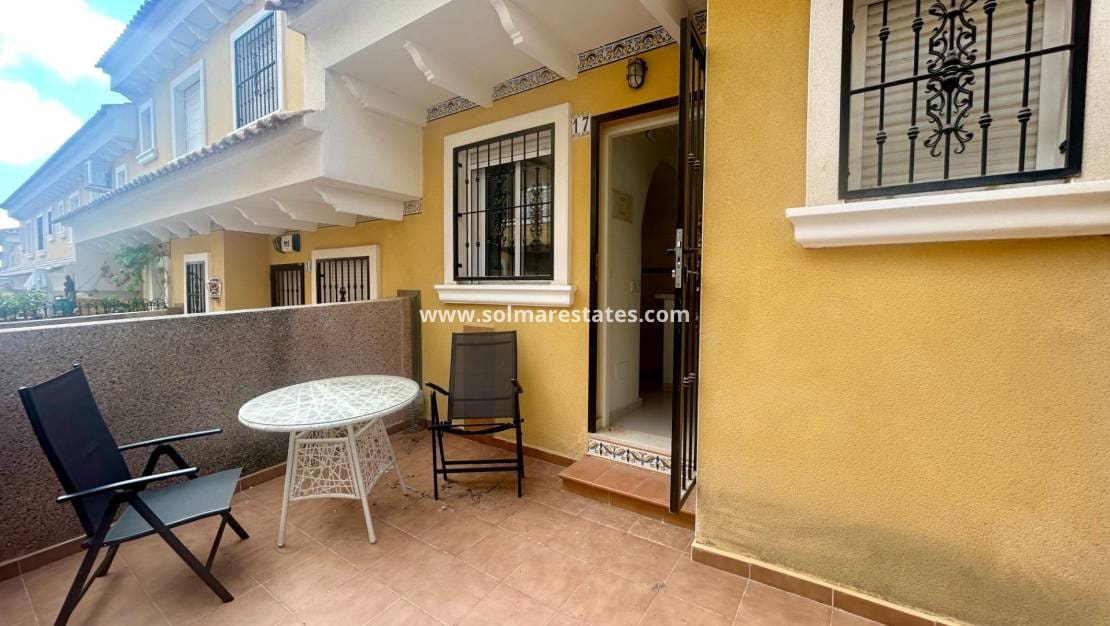Casa de 2 habitaciones en Algorfa en venta con piscina - 155.000 € (Ref: 9241166)