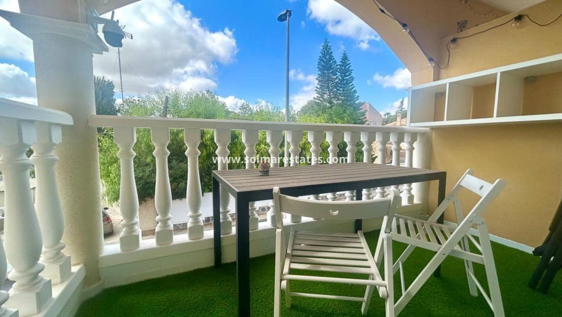 Casa de 2 habitaciones en Algorfa en venta con piscina - 155.000 € (Ref: 9241166)