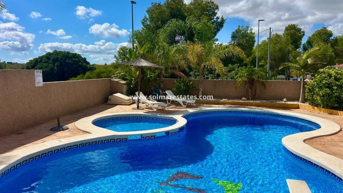 Casa de 2 habitaciones en Algorfa en venta con piscina - 155.000 € (Ref: 9241166)