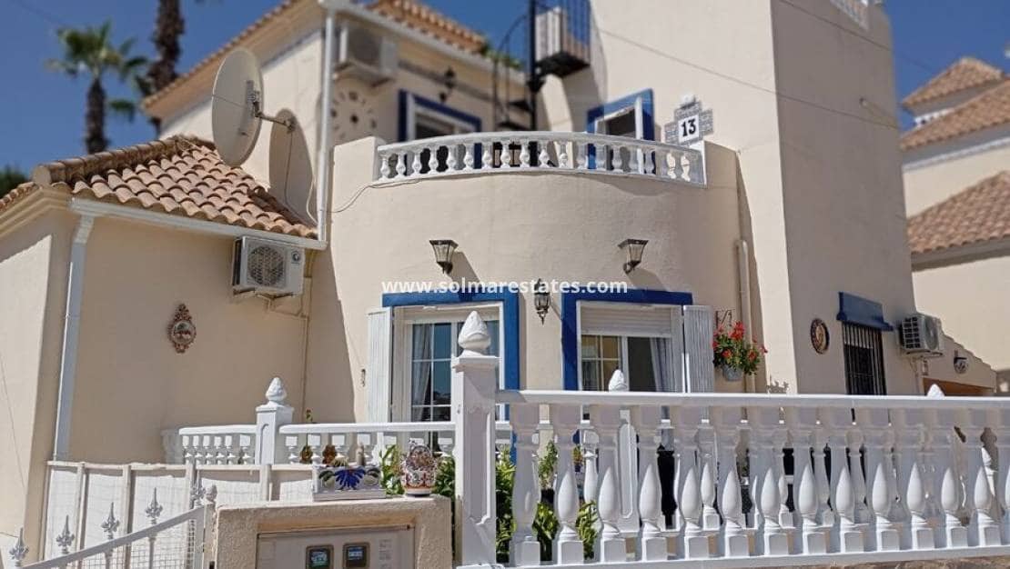 3 bedroom Villa for sale in Villamartin - € 269,995 (Ref: 9248920)