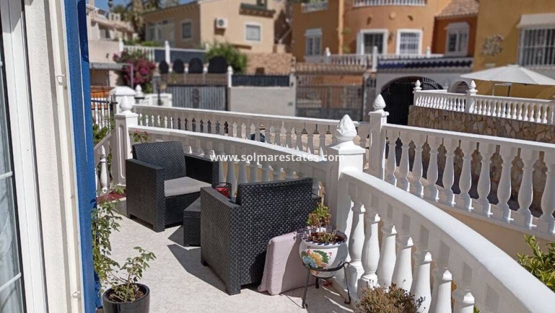 3 bedroom Villa for sale in Villamartin - € 269,995 (Ref: 9248920)