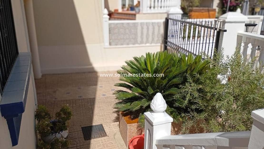 3 bedroom Villa for sale in Villamartin - € 269,995 (Ref: 9248920)