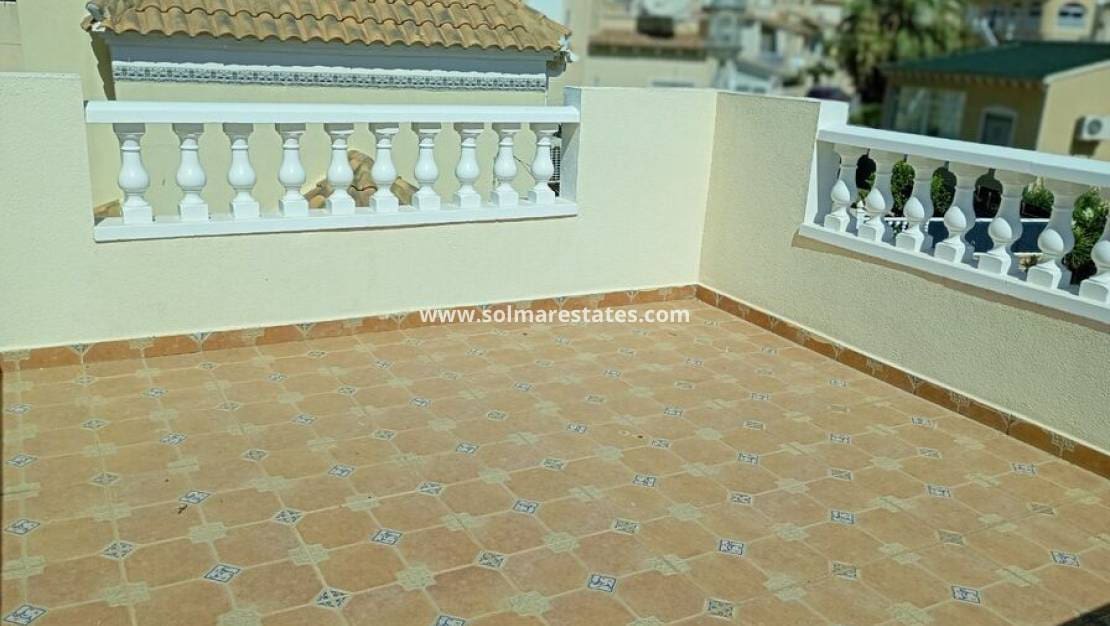 3 bedroom Villa for sale in Villamartin - € 269,995 (Ref: 9248920)