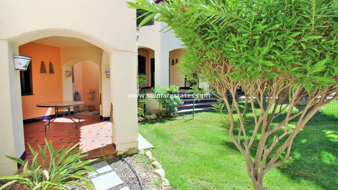 2 slaapkamer Appartement te koop in Punta Prima met zwembad - € 194.950 (Ref: 9249212)