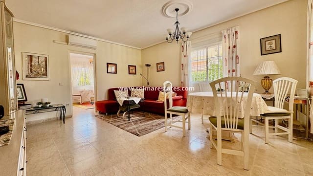 3 quarto Moradia Geminada para venda em Doña Pepa, Rojales com piscina - 249 000 € (Ref: 9256570)