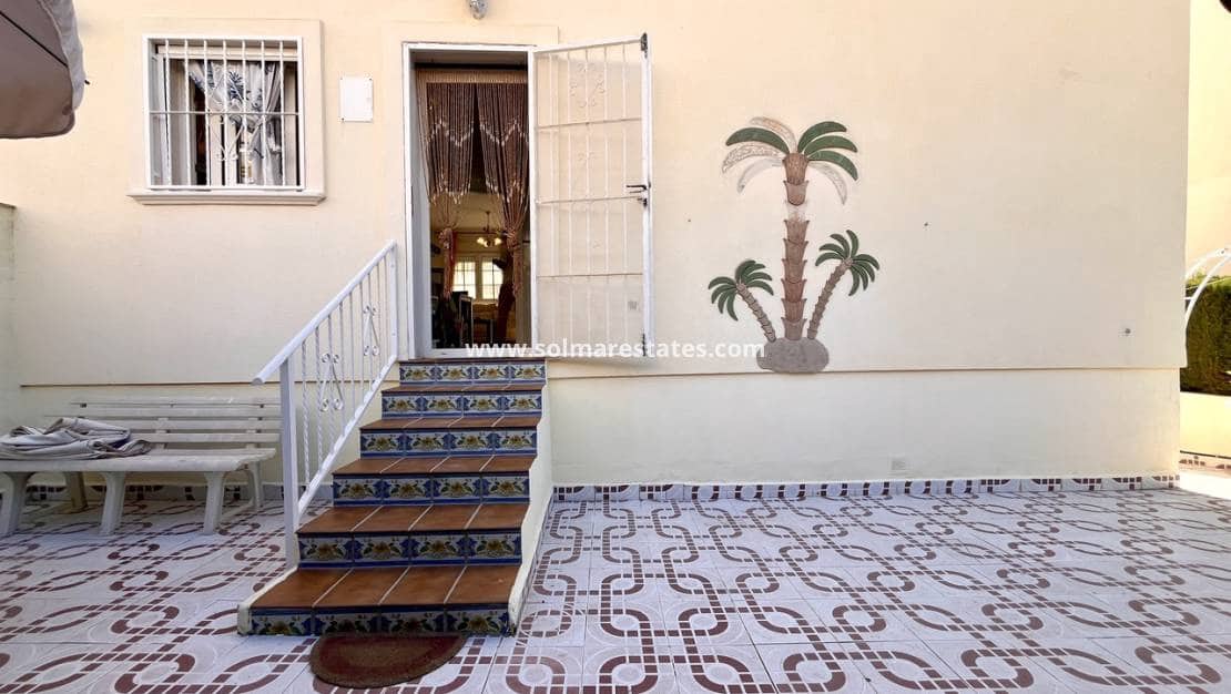 2 makuuhuone Huoneisto myytävänä paikassa Playa Flamenca mukana uima-altaan - 199 999 € (Ref: 9258009)