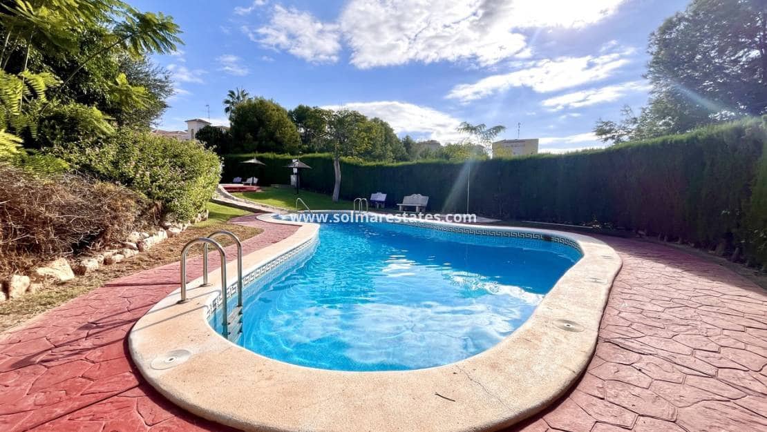 2 makuuhuone Huoneisto myytävänä paikassa Playa Flamenca mukana uima-altaan - 199 999 € (Ref: 9258009)