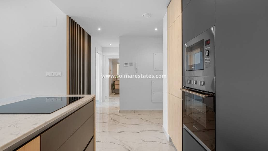 2 bedroom Apartment for sale in Los Altos with pool - € 329,000 (Ref: 9263341)