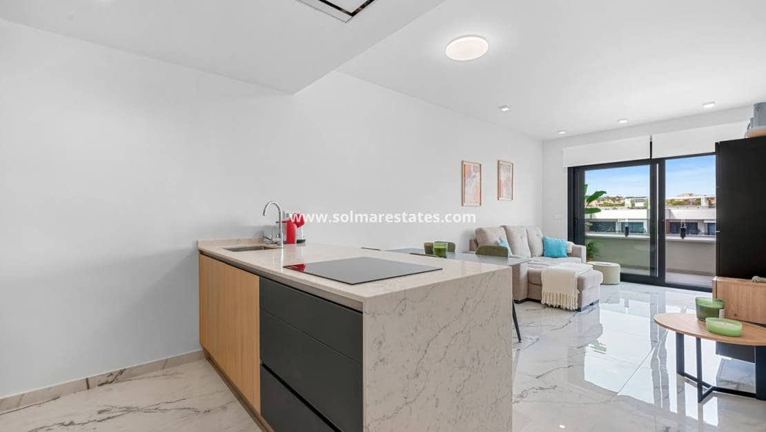 2 bedroom Apartment for sale in Los Altos with pool - € 329,000 (Ref: 9263341)