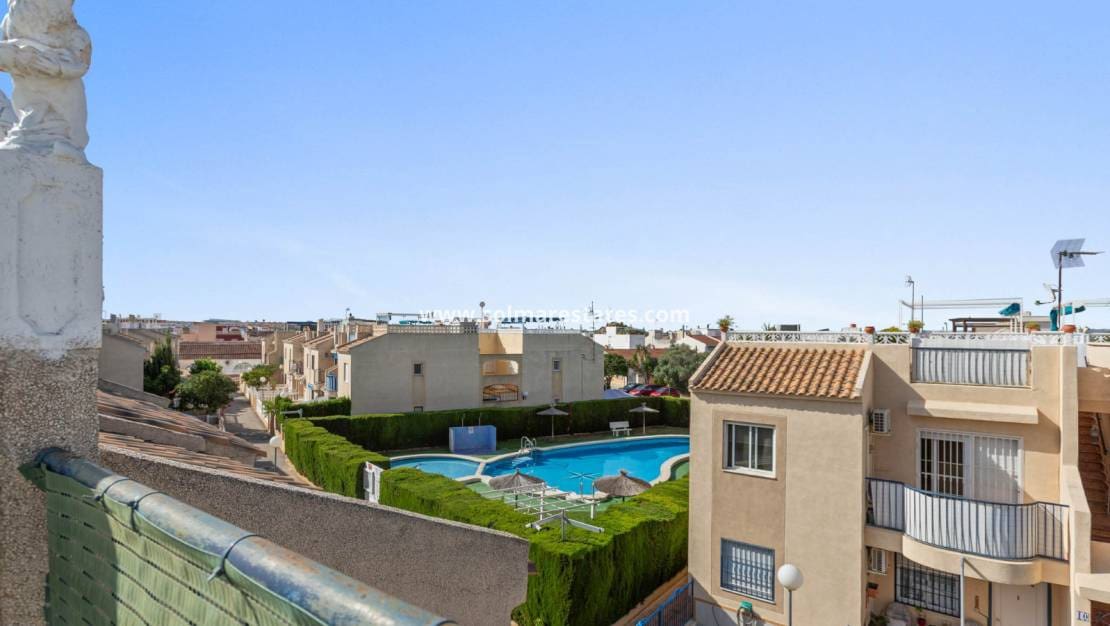 2 bedroom Apartment for sale in El Chaparral with pool - € 140,000 (Ref: 9263344)