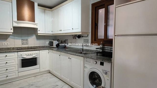 2 Zimmer Apartment zu verkaufen in Villamartin, Orihuela mit Pool - 165.000 € (Ref: 9267582)