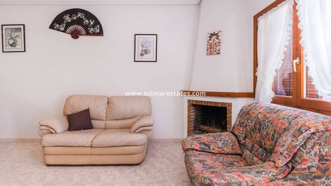 2 slaapkamer Huis te koop in Playa Flamenca met zwembad - € 199.000 (Ref: 9267699)