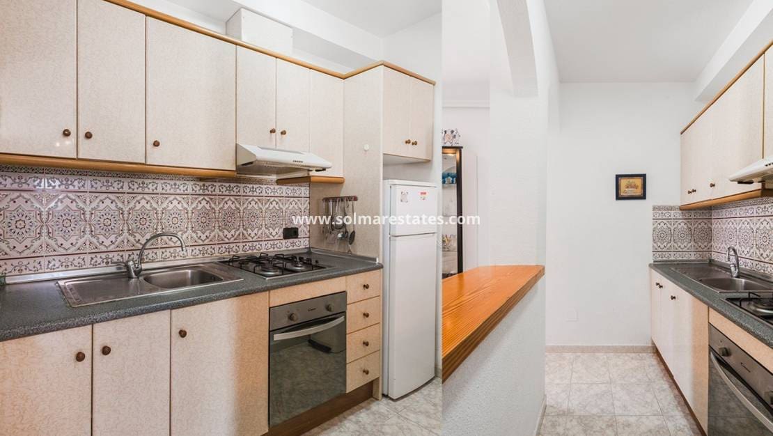 2 slaapkamer Huis te koop in Playa Flamenca met zwembad - € 199.000 (Ref: 9267699)