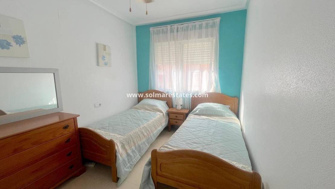 2 slaapkamer Appartement te koop in Algorfa met zwembad - € 109.999 (Ref: 9270246)