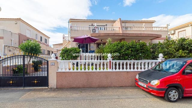 3 soverom Hus til salgs i Cabo Roig, Orihuela med svømmebasseng - € 219 000 (Ref: 9273077)
