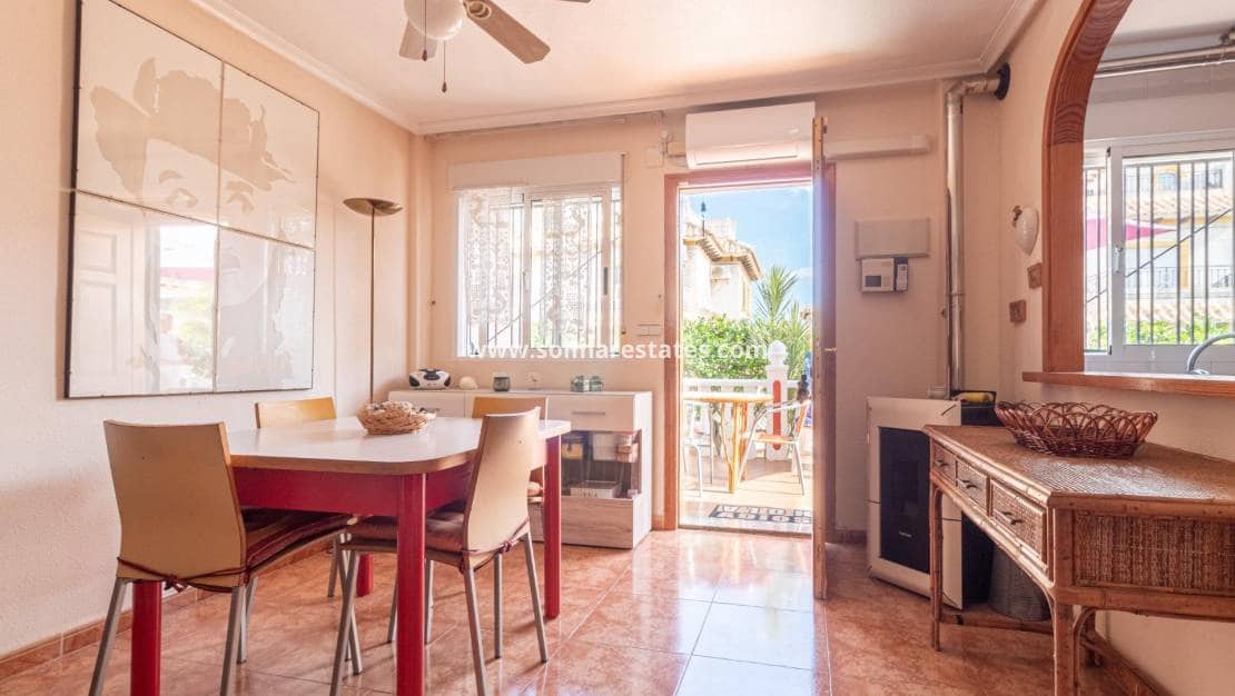 3 soverom Hus til salgs i Cabo Roig med svømmebasseng - € 219 000 (Ref: 9273077)