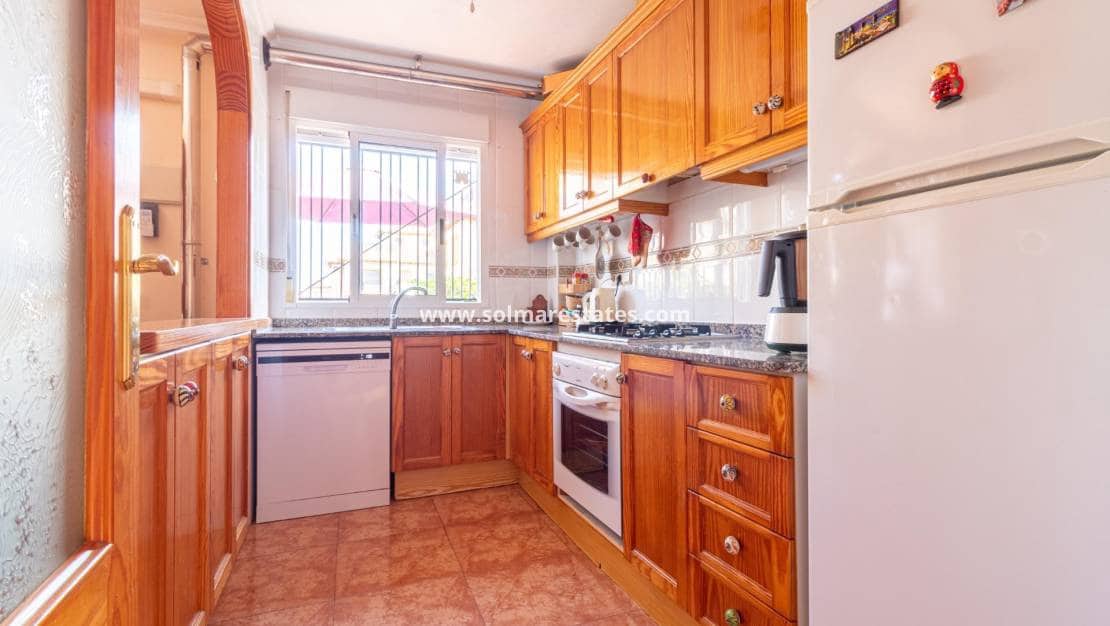 3 soverom Hus til salgs i Cabo Roig med svømmebasseng - € 219 000 (Ref: 9273077)