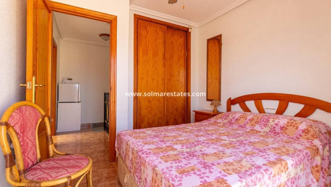 3 soverom Hus til salgs i Cabo Roig med svømmebasseng - € 219 000 (Ref: 9273077)