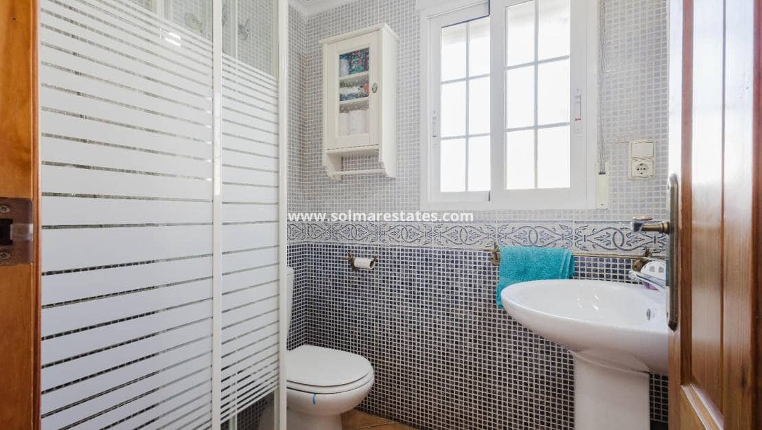 3 soverom Villa til salgs i Lo Crispin med svømmebasseng - € 249 900 (Ref: 9274138)