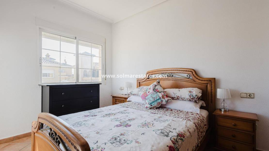 3 soverom Villa til salgs i Lo Crispin med svømmebasseng - € 249 900 (Ref: 9274138)