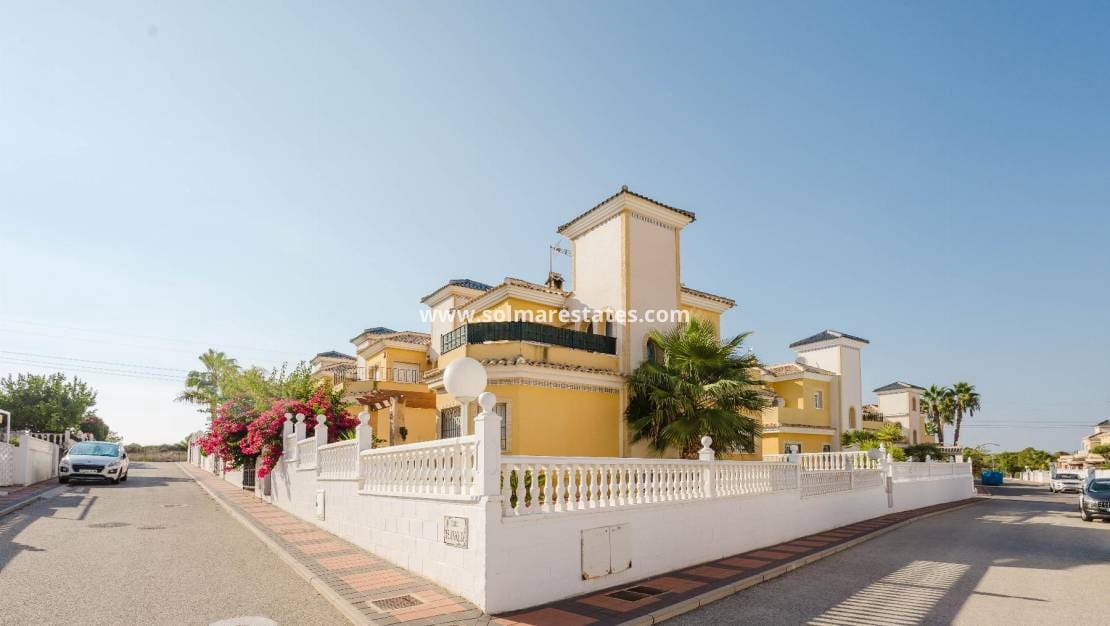 3 chambre Villa/Maison à vendre à Lo Crispin avec piscine - 249 900 € (Ref: 9274138)