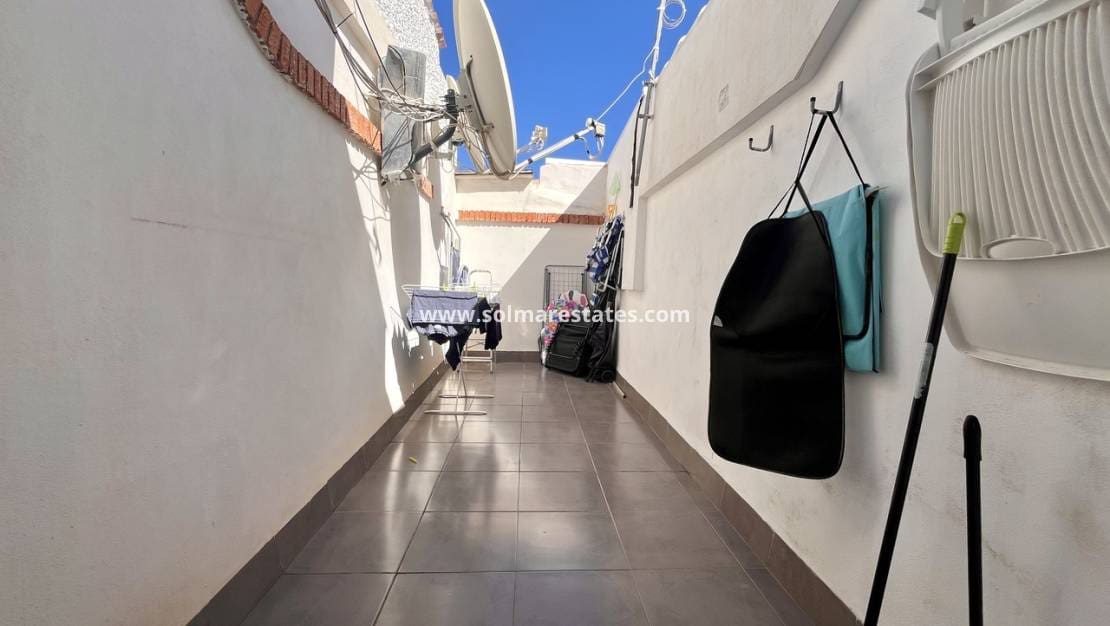 1 soverom Leilighet til salgs i La Zenia - € 150 000 (Ref: 9278472)